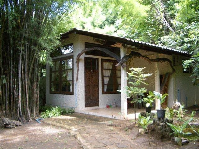 Momchailai Forest Retreat Канчанабури Екстериор снимка