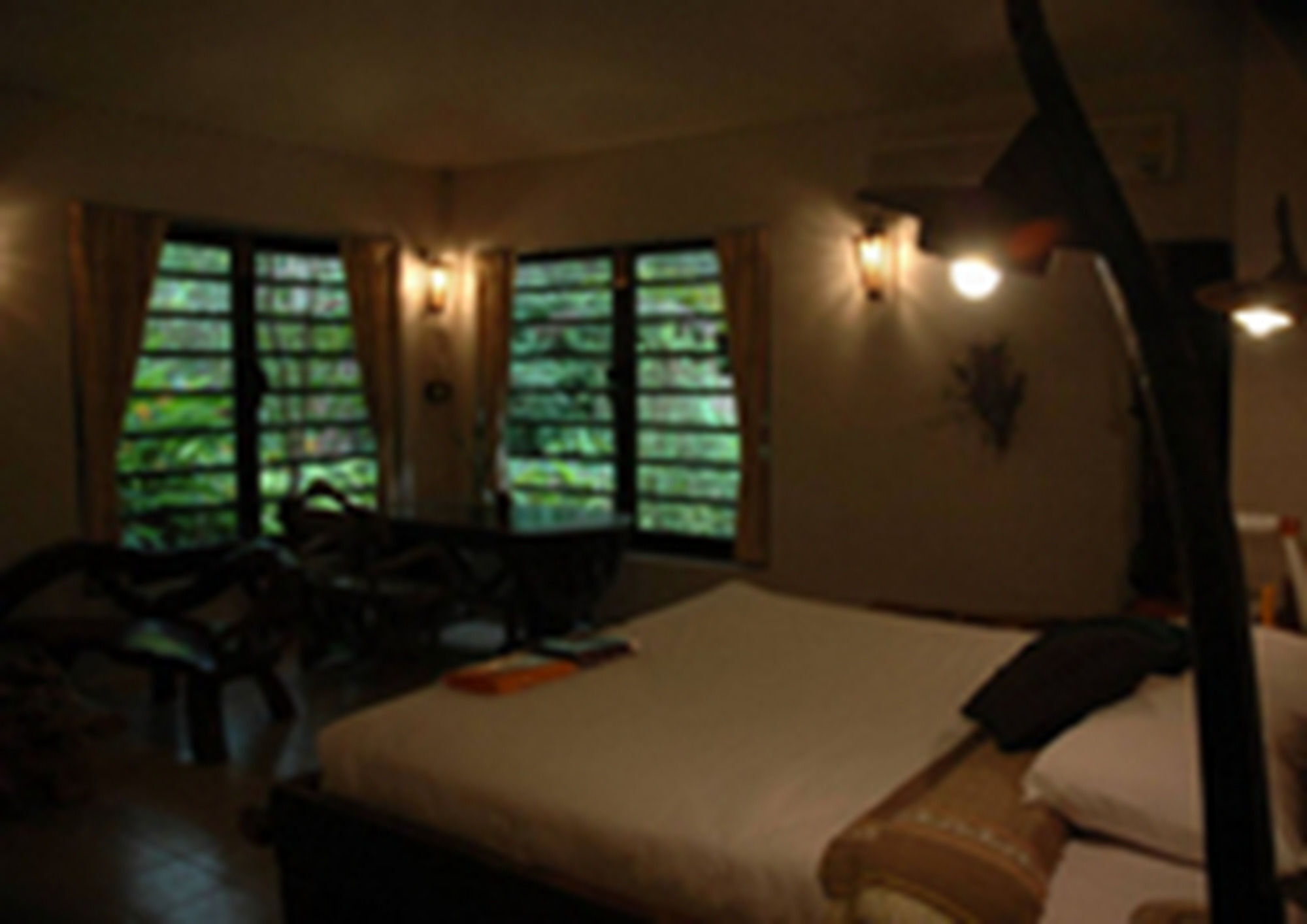 Momchailai Forest Retreat Канчанабури Екстериор снимка